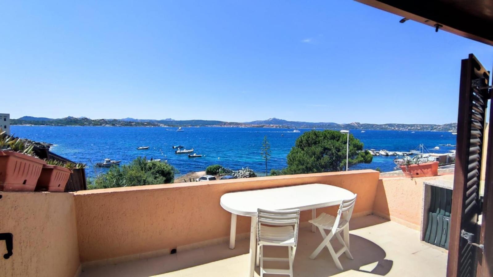 Appartamento Oltremare Vista Mare Λα Μανταλένα Εξωτερικό φωτογραφία